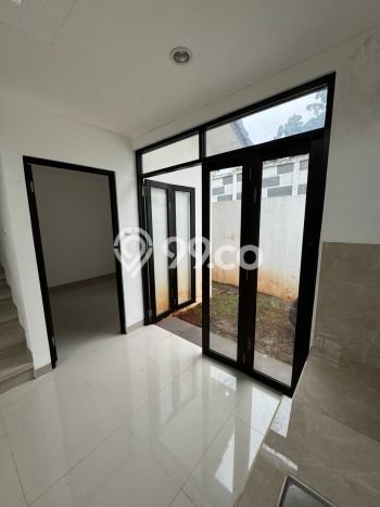 For Sale Rumah 2 Kamar Lokasi Strategis Bagus dan Strategis di Cileungsi For Sale Rumah 2 Kamar Lokasi Strategis Bagus dan Strategis di Cileungsi