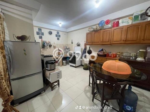 Dijual Rumah Kost di Baranangsiang, Bogor, 10 KT, 5 KM, Bangunan 500m2 Dijual Rumah Kost di Baranangsiang, Bogor, 10 KT, 5 KM, Bangunan 500m2