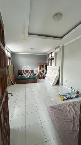 Hunian Mewah Dijual LT 217m2 di Ciputat Timur, Tangerang Selatan Hunian Mewah Dijual LT 217m2 di Ciputat Timur, Tangerang Selatan