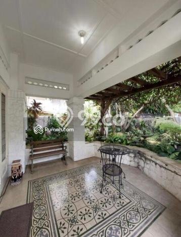 Dijual Rumah Premium dengan Fasilitas Sekitar Lengkap di Menteng, Jakarta Pusat Dijual Rumah Premium dengan Fasilitas Sekitar Lengkap di Menteng, Jakarta Pusat