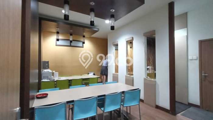 Unit Gudang Dijual di Jakarta Barat LT 5060m2 & LB 4475m2 Unit Gudang Dijual di Jakarta Barat LT 5060m2 & LB 4475m2