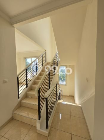 Dijual Rumah Luas Elegan Dengan View Eksklusif di Sutera Onix Alam Sutera, Tangerang Dijual Rumah Luas Elegan Dengan View Eksklusif di Sutera Onix Alam Sutera, Tangerang