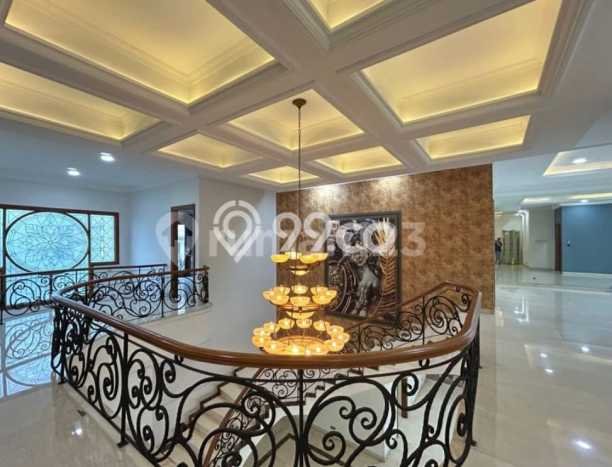 For Sale! Premium House LT 800m2 Desain Elegan di Intercon For Sale! Premium House LT 800m2 Desain Elegan di Intercon