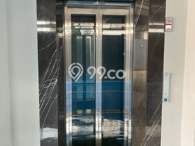Dijual! Kantor di Fatmawati Jakarta Selatan LT 300m2 / LB 1465m2 Kawasan Bisnis Dijual! Kantor di Fatmawati Jakarta Selatan LT 300m2 / LB 1465m2 Kawasan Bisnis