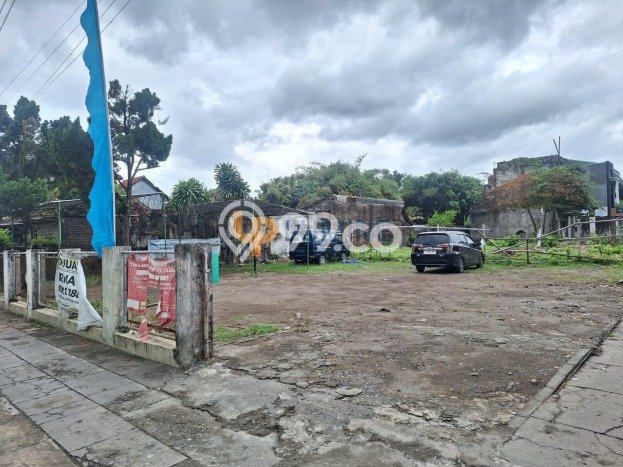 Jarang Ada! Tanah di Mergangsan Punya Luas 865m2 SHM Jarang Ada! Tanah di Mergangsan Punya Luas 865m2 SHM