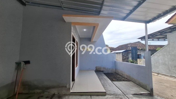 Rumah Minimalis Terbaik Dijual Area Ngemplak LT 102m2 Rumah Minimalis Terbaik Dijual Area Ngemplak LT 102m2