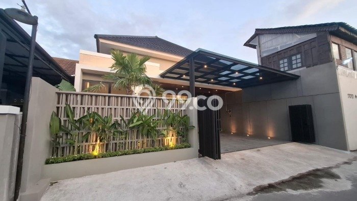 For Sale Rumah 4 Kamar Lokasi Strategis Nyaman dan Strategis di Kalasan For Sale Rumah 4 Kamar Lokasi Strategis Nyaman dan Strategis di Kalasan