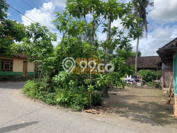 Tanah Kawasan Pajangan, Luas 190m², Akses Jalan Utama, Area Berkembang Tanah Kawasan Pajangan, Luas 190m², Akses Jalan Utama, Area Berkembang