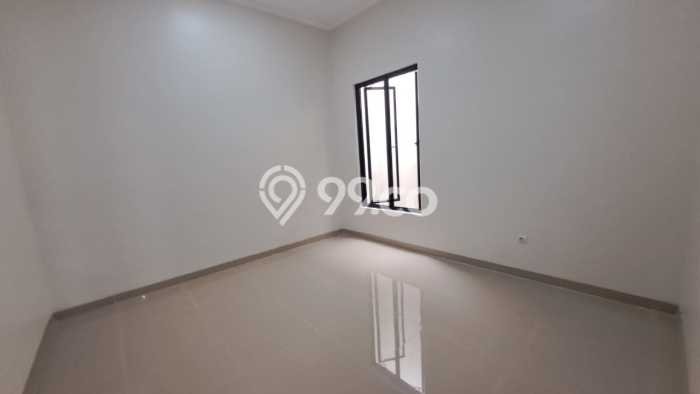 Rumah Minimalis 4 KT di Villa Melati Mas Tangerang Selatan Unfurnished Rumah Minimalis 4 KT di Villa Melati Mas Tangerang Selatan Unfurnished