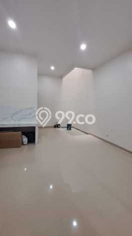 Rumah Minimalis 4 KT di Villa Melati Mas Tangerang Selatan Unfurnished Rumah Minimalis 4 KT di Villa Melati Mas Tangerang Selatan Unfurnished