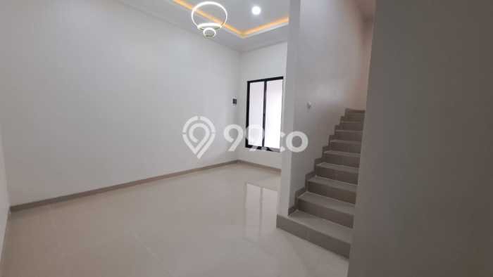 Rumah Minimalis 4 KT di Villa Melati Mas Tangerang Selatan Unfurnished Rumah Minimalis 4 KT di Villa Melati Mas Tangerang Selatan Unfurnished