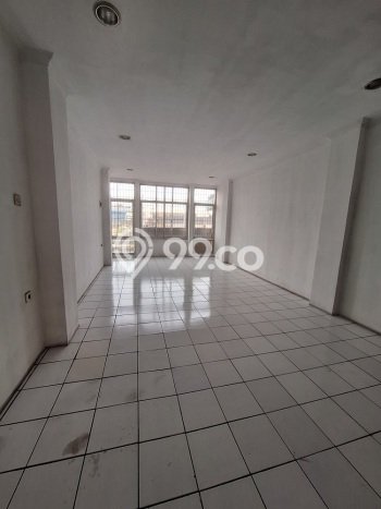 Area Ramai! Ruko Dijual di Serpong untuk Bisnis Luas Bangunan 135m2 Area Ramai! Ruko Dijual di Serpong untuk Bisnis Luas Bangunan 135m2