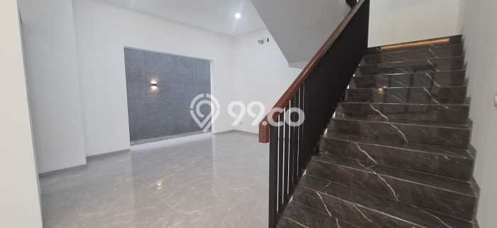 Jual Rumah Luas Elegan Dengan View Eksklusif di Alam Sutera, Tangerang Jual Rumah Luas Elegan Dengan View Eksklusif di Alam Sutera, Tangerang