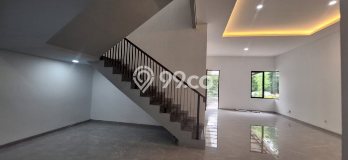 Jual Rumah Luas Elegan Dengan View Eksklusif di Alam Sutera, Tangerang Jual Rumah Luas Elegan Dengan View Eksklusif di Alam Sutera, Tangerang