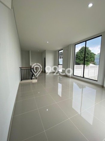 Untuk Dijual! Ruko di Gading Serpong Tangerang LT 45m2 / LB 90m2 Kawasan Strategis Untuk Dijual! Ruko di Gading Serpong Tangerang LT 45m2 / LB 90m2 Kawasan Strategis