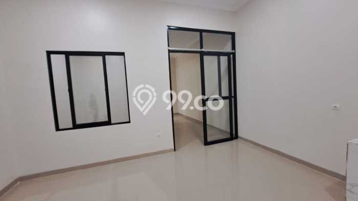 Rumah Minimalis 4 KT di Villa Melati Mas Tangerang Selatan Unfurnished Rumah Minimalis 4 KT di Villa Melati Mas Tangerang Selatan Unfurnished