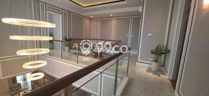 Rumah Elit Modern Tanpa Renovasi di Gading Serpong Tangerang Rumah Elit Modern Tanpa Renovasi di Gading Serpong Tangerang