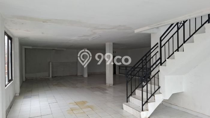 Ruko Bagus Dijual LB 160m2 Lokasi Strategis Tangerang Selatan Area Cocok untuk Bisnis Ruko Bagus Dijual LB 160m2 Lokasi Strategis Tangerang Selatan Area Cocok untuk Bisnis