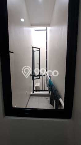 Rumah Minimalis 4 KT di Villa Melati Mas Tangerang Selatan Unfurnished Rumah Minimalis 4 KT di Villa Melati Mas Tangerang Selatan Unfurnished