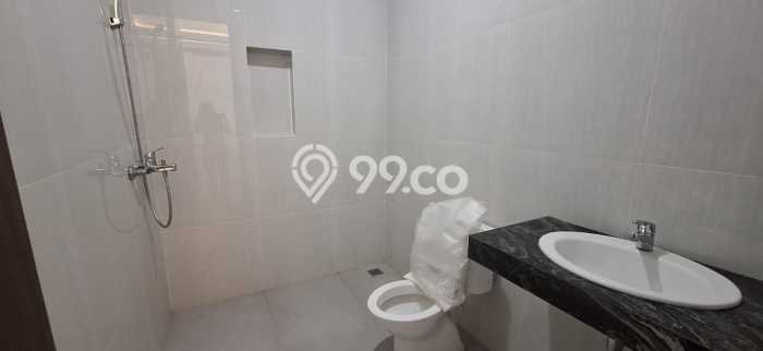 Jual Rumah Luas Elegan Dengan View Eksklusif di Alam Sutera, Tangerang Jual Rumah Luas Elegan Dengan View Eksklusif di Alam Sutera, Tangerang