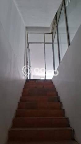 Ruko Bagus Dijual LB 160m2 Lokasi Strategis Tangerang Selatan Area Cocok untuk Bisnis Ruko Bagus Dijual LB 160m2 Lokasi Strategis Tangerang Selatan Area Cocok untuk Bisnis