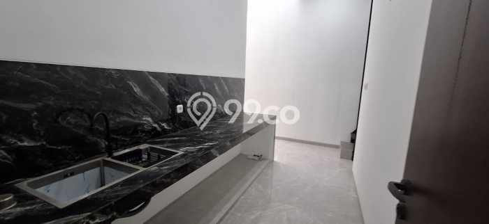 Jual Rumah Luas Elegan Dengan View Eksklusif di Alam Sutera, Tangerang Jual Rumah Luas Elegan Dengan View Eksklusif di Alam Sutera, Tangerang