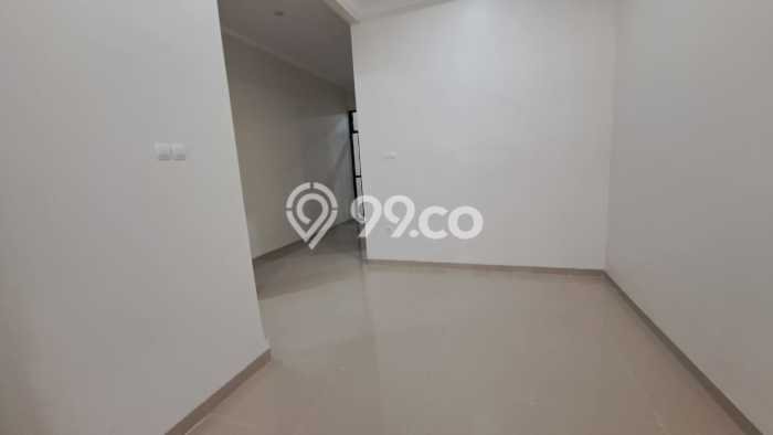 Rumah Minimalis 4 KT di Villa Melati Mas Tangerang Selatan Unfurnished Rumah Minimalis 4 KT di Villa Melati Mas Tangerang Selatan Unfurnished