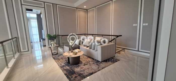 Rumah Elit Modern Tanpa Renovasi di Gading Serpong Tangerang Rumah Elit Modern Tanpa Renovasi di Gading Serpong Tangerang
