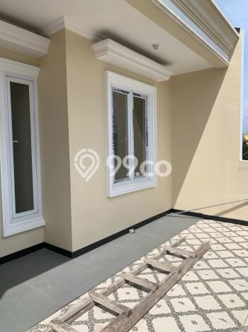 Rumah Strategis Modern Lb 160m2 di Limo, Depok Rumah Strategis Modern Lb 160m2 di Limo, Depok