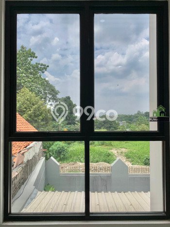 Rumah Mewah LB 90m2 Siap Pakai Desain Elegan di Cinangka, Depok Rumah Mewah LB 90m2 Siap Pakai Desain Elegan di Cinangka, Depok