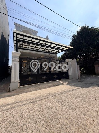 For Sale Rumah 6 Kamar Lokasi Ideal Bagus dan Strategis di Limo For Sale Rumah 6 Kamar Lokasi Ideal Bagus dan Strategis di Limo