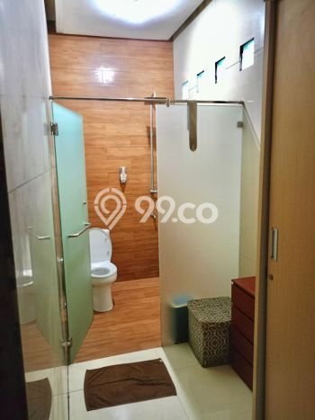 Hunian Mewah LB 200m2 Siap Pakai Desain Elegan di Cinangka, Depok Hunian Mewah LB 200m2 Siap Pakai Desain Elegan di Cinangka, Depok