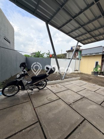 Hunian Cantik Modern Lb 52m2 di Limo, Depok Hunian Cantik Modern Lb 52m2 di Limo, Depok