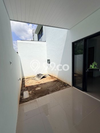Rumah Strategis Modern Lb 52m2 di Limo, Depok Rumah Strategis Modern Lb 52m2 di Limo, Depok