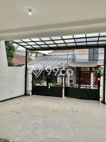 Dijual Cepat Rumah Bagus Siap Huni LB 190m2 di Limo, Depok Dijual Cepat Rumah Bagus Siap Huni LB 190m2 di Limo, Depok
