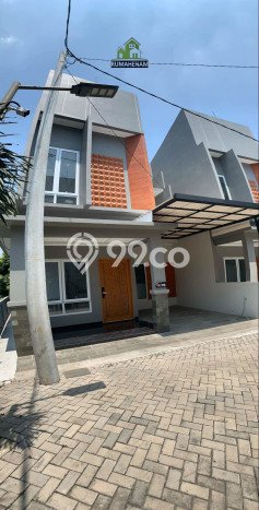 For Sale Rumah 4 Kamar Lokasi Ideal Bagus dan Strategis di Limo For Sale Rumah 4 Kamar Lokasi Ideal Bagus dan Strategis di Limo