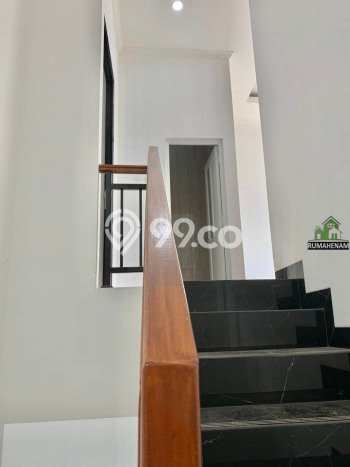 Rumah Mewah LB 90m2 Siap Pakai Desain Elegan di Cinangka, Depok Rumah Mewah LB 90m2 Siap Pakai Desain Elegan di Cinangka, Depok