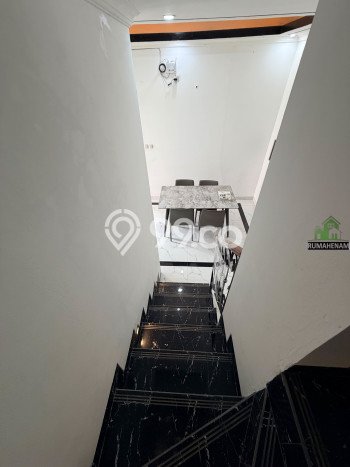 Rumah Strategis Modern Lb 75m2 di Limo, Depok Rumah Strategis Modern Lb 75m2 di Limo, Depok