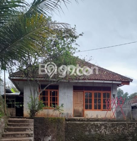 Rumah Strategis Modern Lb 136m2 di Purwokerto Selatan, Banyumas Rumah Strategis Modern Lb 136m2 di Purwokerto Selatan, Banyumas
