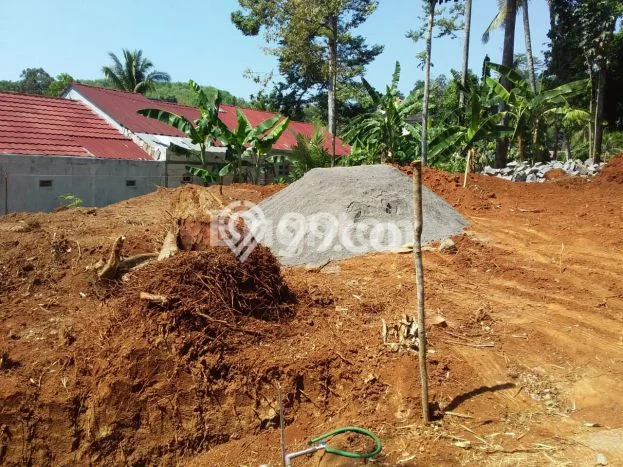 Lahan Dijual Lokasi Ungaran Timur, Semarang dengan Luas Tanah 74m2 dan Status SHM Lahan Dijual Lokasi Ungaran Timur, Semarang dengan Luas Tanah 74m2 dan Status SHM