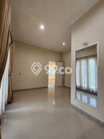 NEW LISTING! Rumah Strategis di Ngaliyan, Luas 257m2m² LB 160m2m² NEW LISTING! Rumah Strategis di Ngaliyan, Luas 257m2m² LB 160m2m²