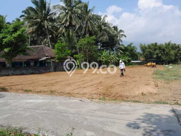 Tanah Kosong Disewakan di Jambu, Semarang, Luas 1000m2 Tanah Kosong Disewakan di Jambu, Semarang, Luas 1000m2