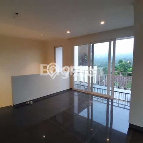 Dijual Cepat Rumah Bagus Siap Huni LB 550m2 di Ungaran Barat, Semarang Dijual Cepat Rumah Bagus Siap Huni LB 550m2 di Ungaran Barat, Semarang