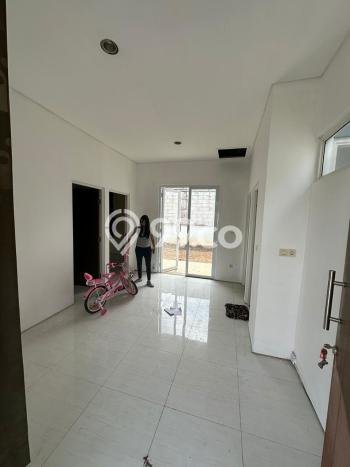 Rumah LT 120m2m² / LB 60m2m² One Gate System di Mijen, Semarang Rumah LT 120m2m² / LB 60m2m² One Gate System di Mijen, Semarang