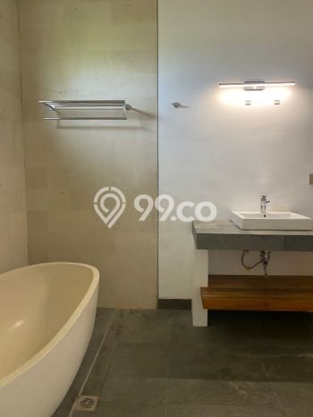 PELUANG INVESTASI! Vila Kawasan , Area 600m2m², Hasil Tinggi PELUANG INVESTASI! Vila Kawasan , Area 600m2m², Hasil Tinggi
