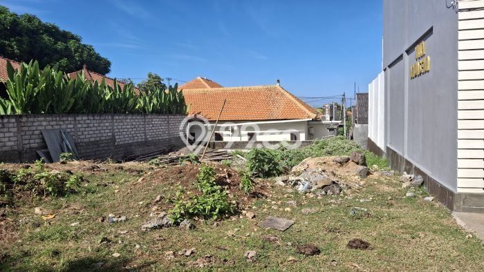 Disewakan Tanah di Ungasan Badung Seluas 300m2 Disewakan Tanah di Ungasan Badung Seluas 300m2