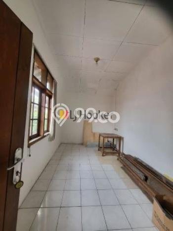 Rumah EXCLUSIVE di Kopo, Bandung, LT 141m2m² Bangunan 156m2m² HARGA TERBAIK! Rumah EXCLUSIVE di Kopo, Bandung, LT 141m2m² Bangunan 156m2m² HARGA TERBAIK!