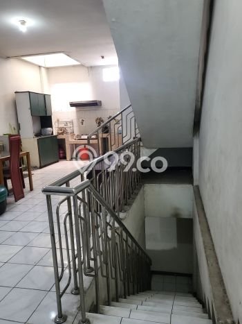 AREA KOMERSIAL! Ruko Disewakan Kawasan Moch Toha, Luas 220m2m², Jalan Utama, Ready Operasi AREA KOMERSIAL! Ruko Disewakan Kawasan Moch Toha, Luas 220m2m², Jalan Utama, Ready Operasi