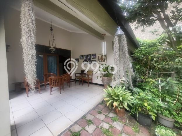 Rumah di Cigadung, Bandung, Luas 460m2m² Bangunan 210m2m² Rumah di Cigadung, Bandung, Luas 460m2m² Bangunan 210m2m²