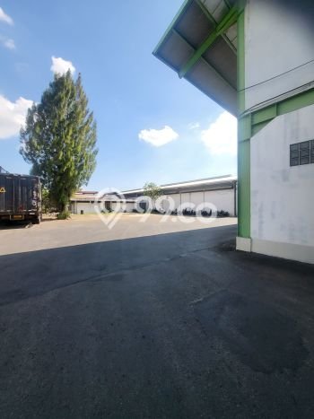 Unit Gudang Disewakan di Ujungberung di Area Ramai & Strategis Unit Gudang Disewakan di Ujungberung di Area Ramai & Strategis